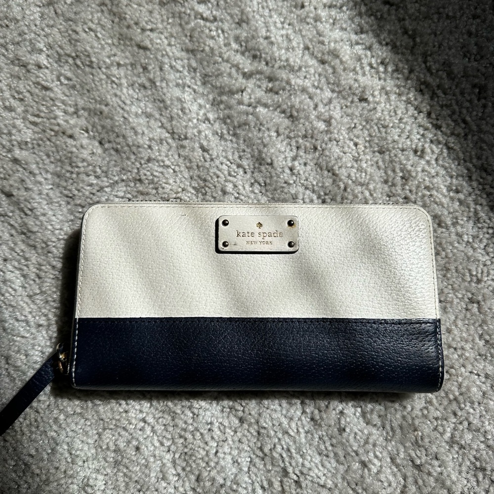 Kate Spade Navy and White Two tone Wallet